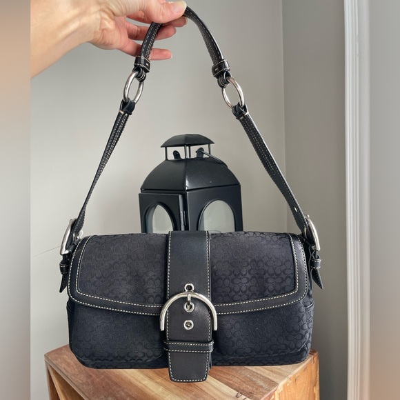 Vintage COACH Signature Soho Y2K Canvas & Leather Shoulder Bag with Buckle Flap - Picture 5 of 16